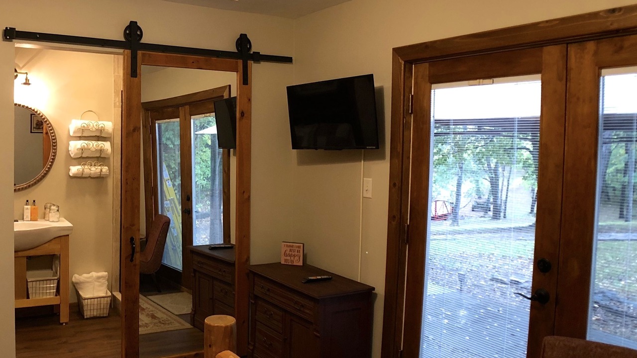 Photo of Others in Lone Jack