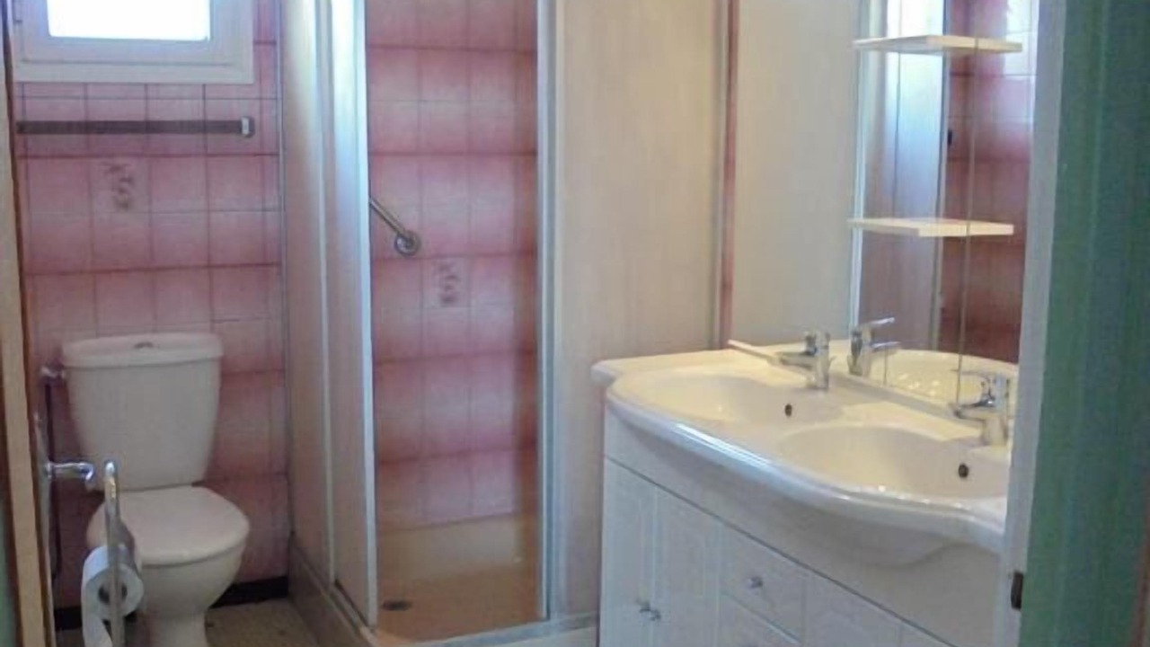 Photo of Bathroom in Salles-d'Armagnac