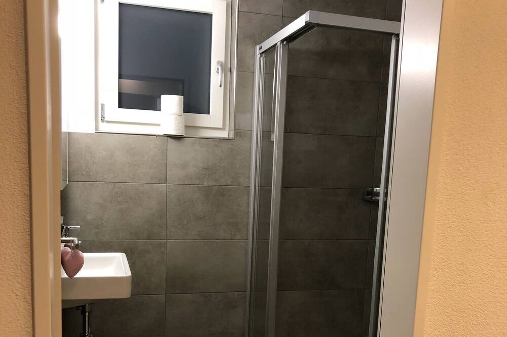 Photo of Bathroom in Leissigen