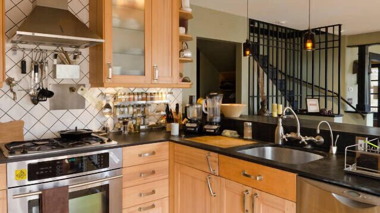 Photo of Kitchen in Mississippi District