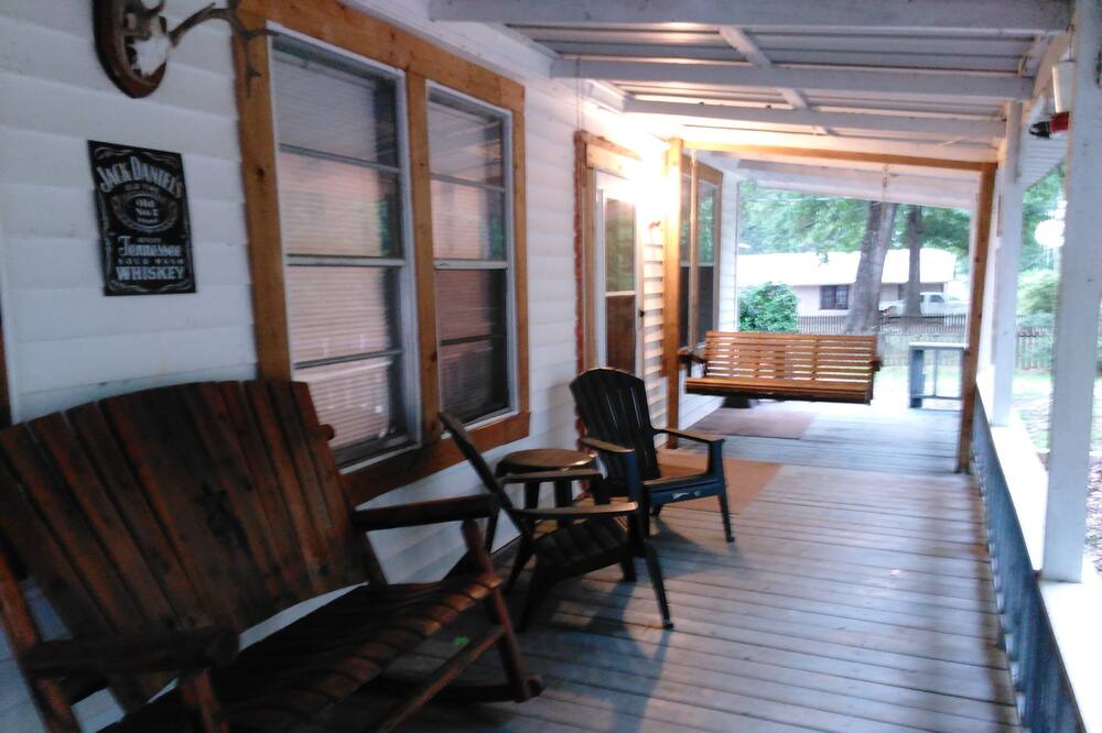Photo of Patio Balcony in Zavalla