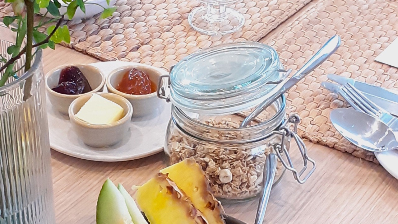 Photo of Others in Bay Horse