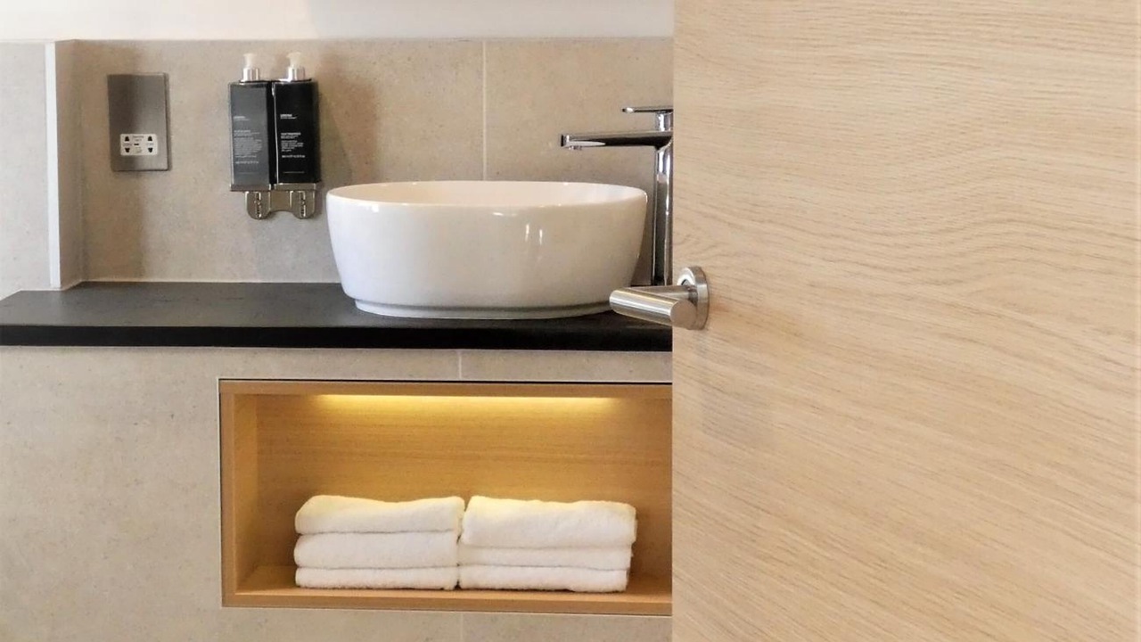 Photo of Others in Bay Horse