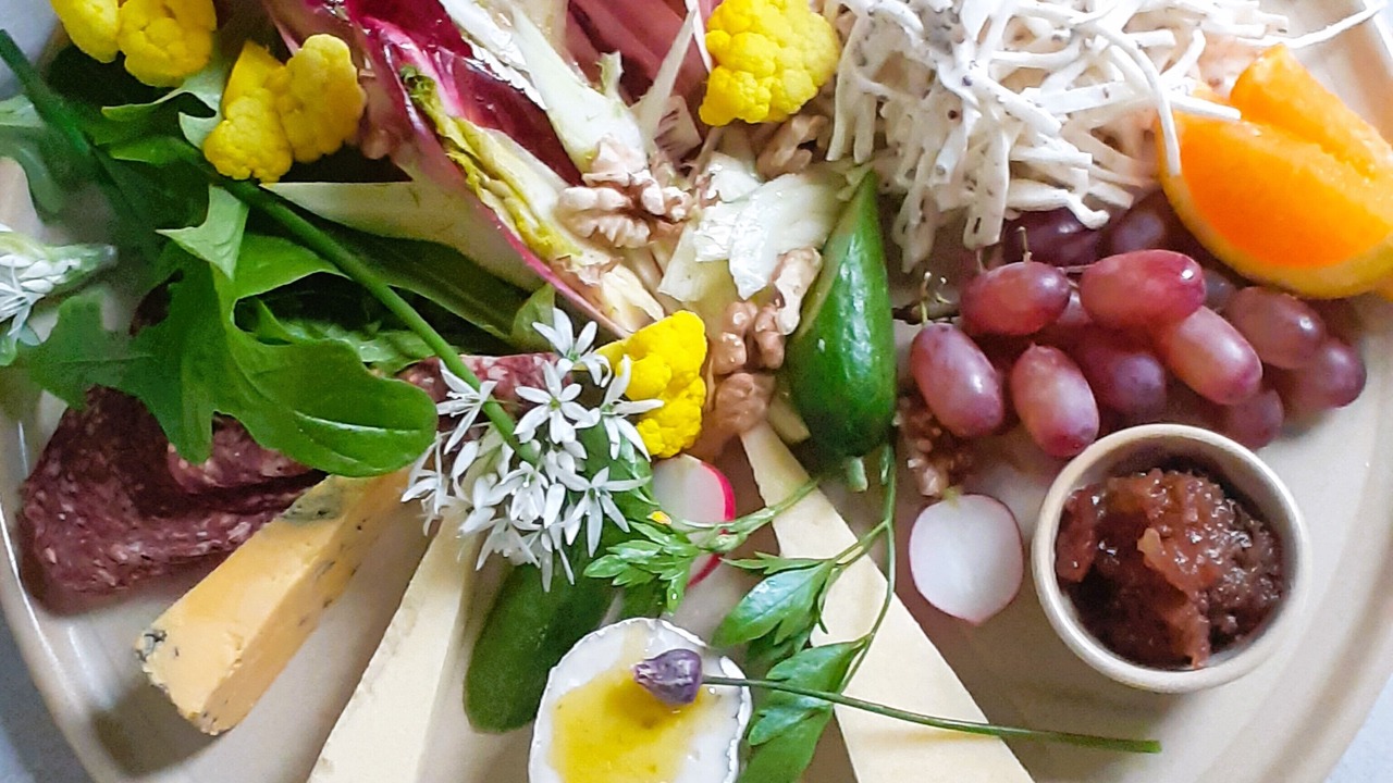 Photo of Others in Bay Horse