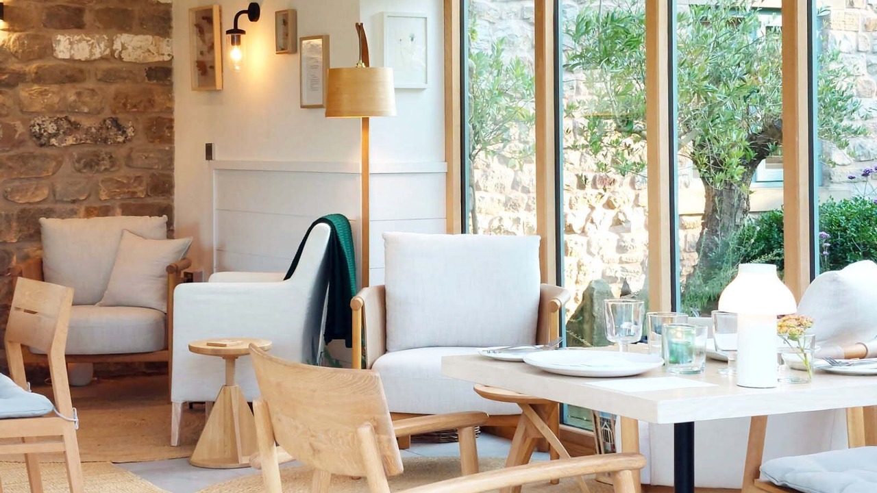 Photo of Others in Bay Horse