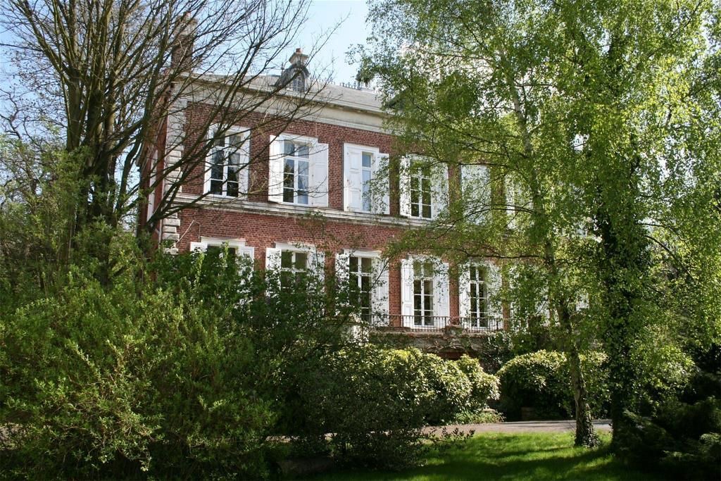 Photo of Outdoor in Lillers