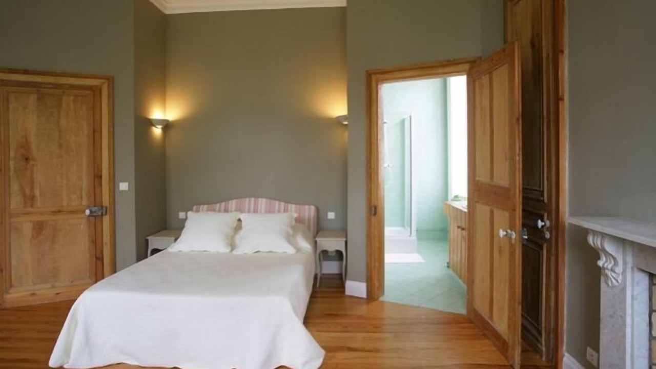 Photo of Bedroom in Lillers