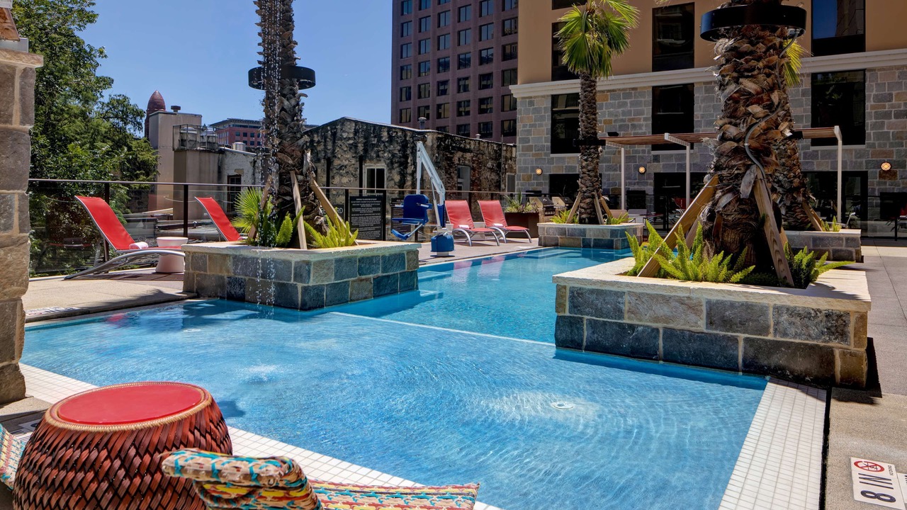 Photo of Outdoor in Main - Military Plaza