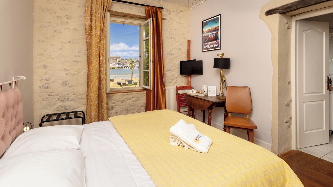 Photo of Bedroom in Castelnaudary