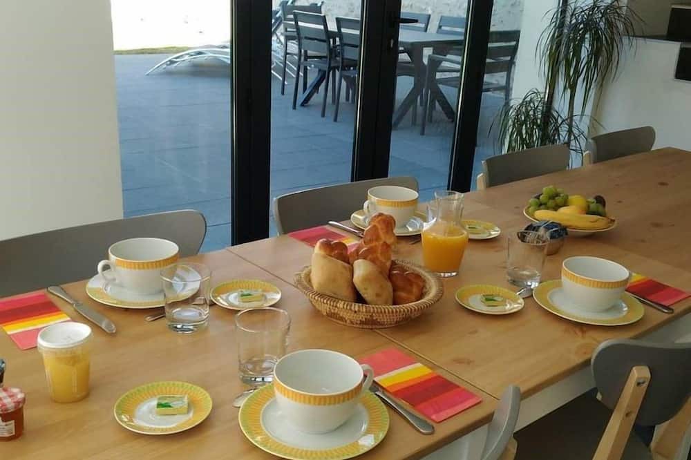 Photo of Others in Chailly-en-Biere