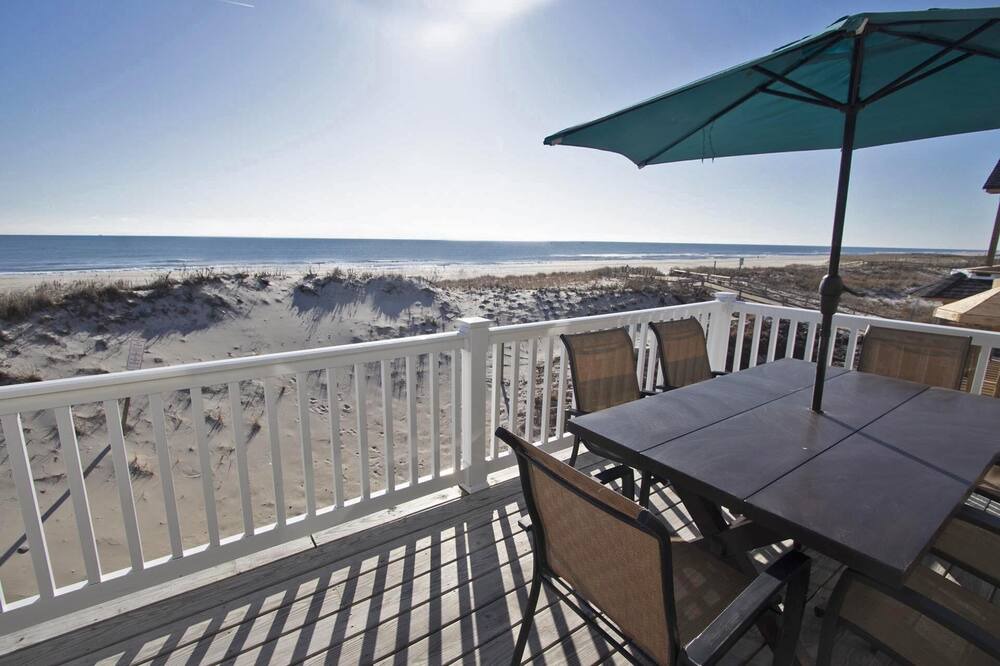 Photo of Patio Balcony in Ship Bottom