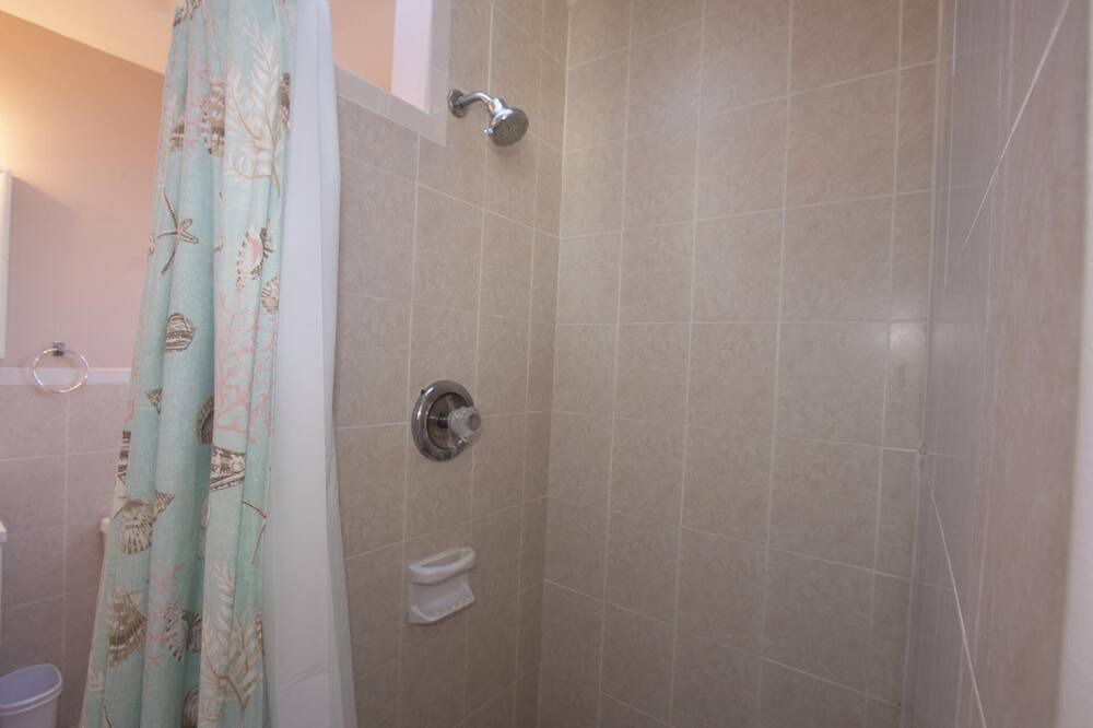 Photo of Bathroom in Ship Bottom