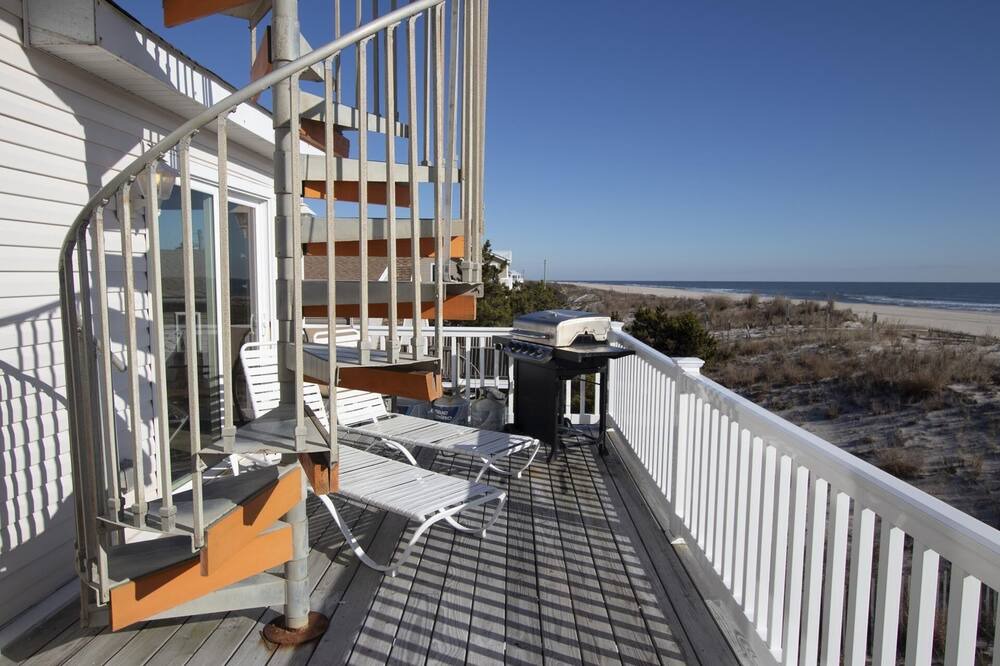 Photo of Patio Balcony in Ship Bottom
