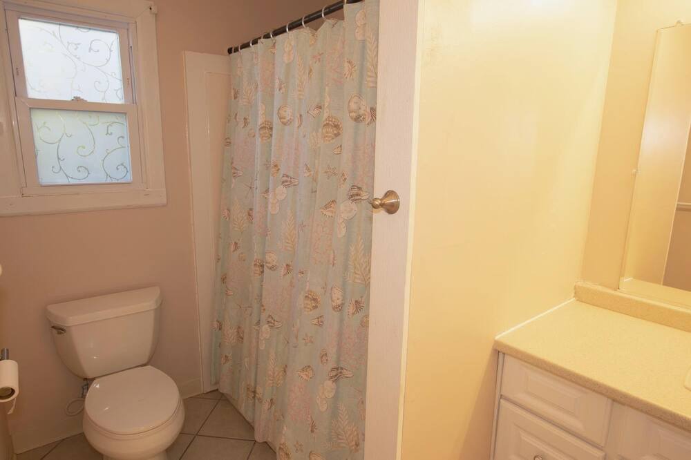 Photo of Bathroom in Ship Bottom