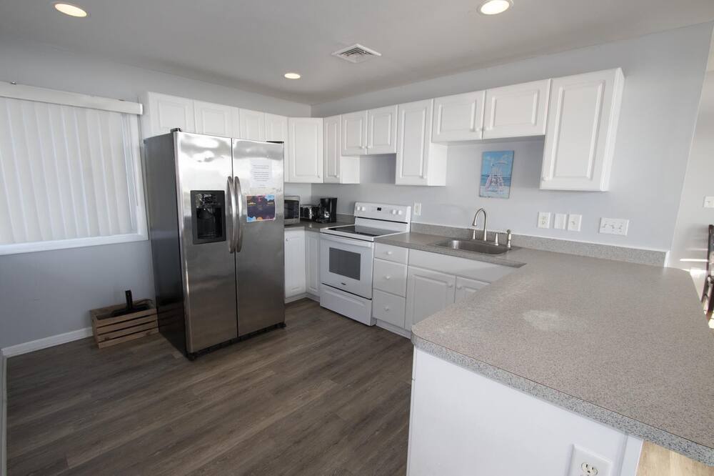 Photo of Kitchen in Ship Bottom