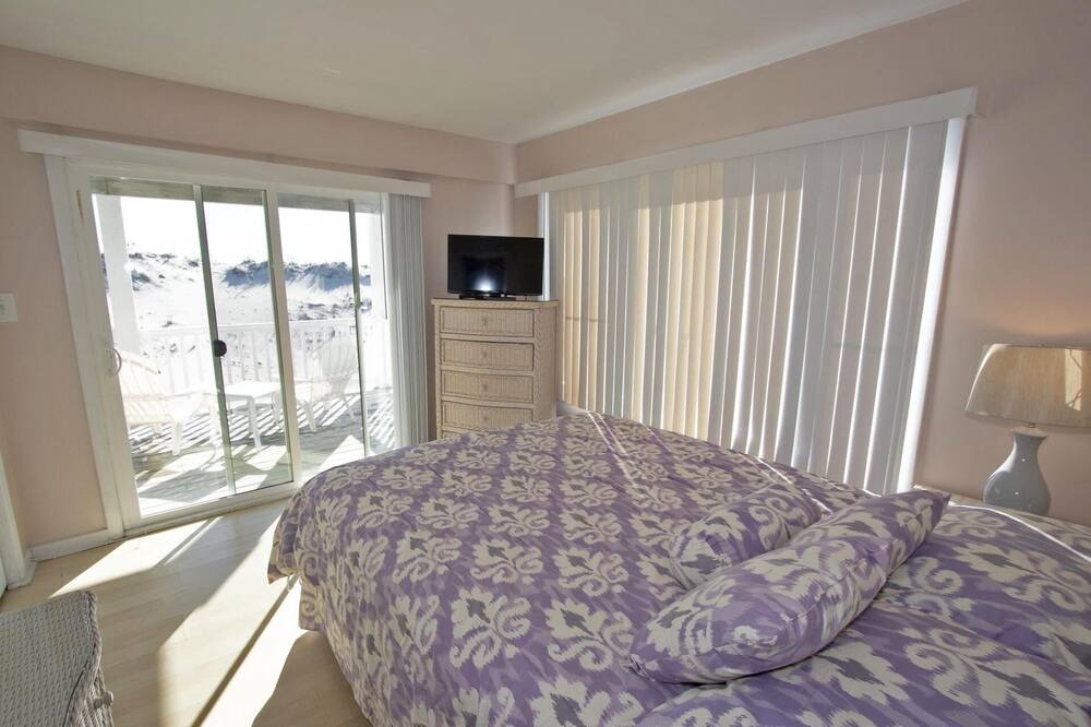 Photo of Bedroom in Ship Bottom