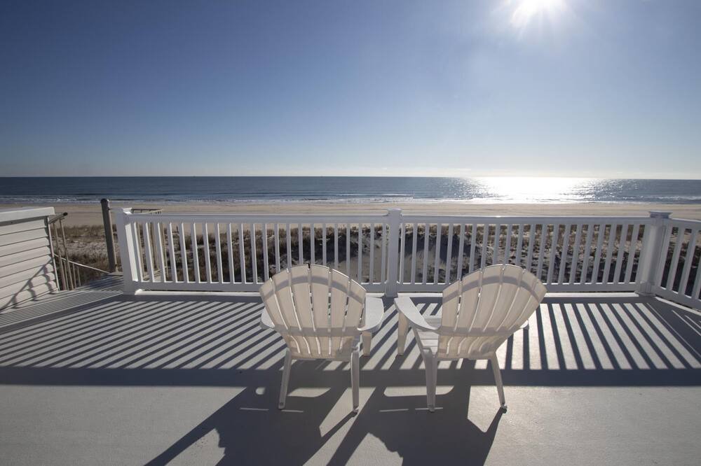 Photo of Patio Balcony in Ship Bottom