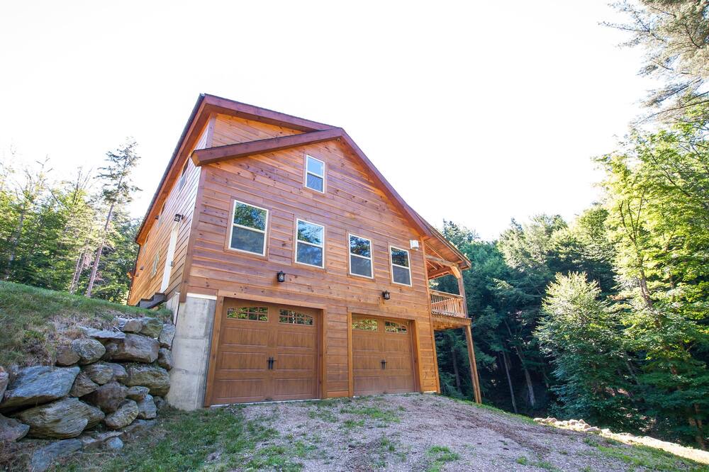 Photo of Others in Stockbridge