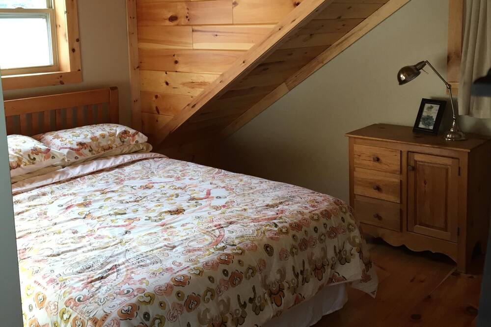 Photo of Bedroom in Stockbridge