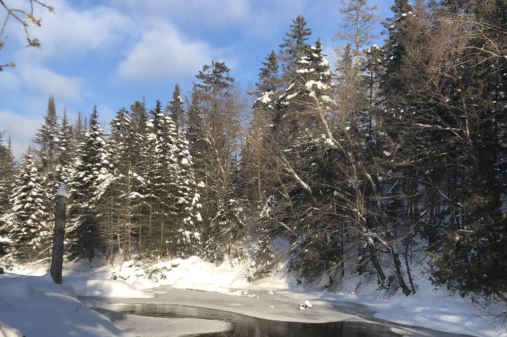 Photo of Outdoor in Saint-Elie-de-Caxton