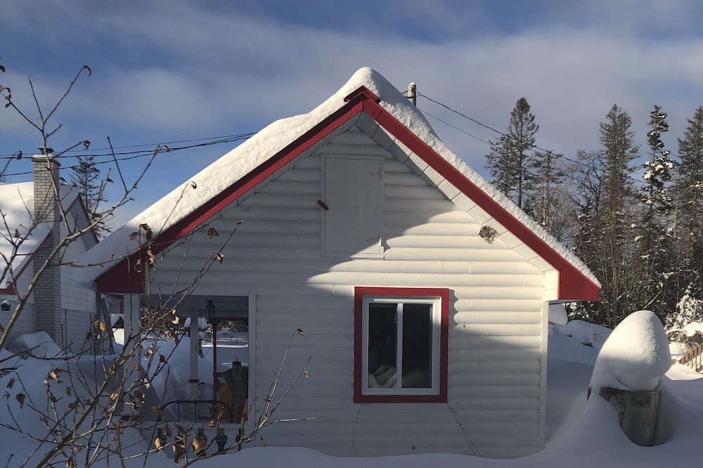 Photo of Outdoor in Saint-Elie-de-Caxton