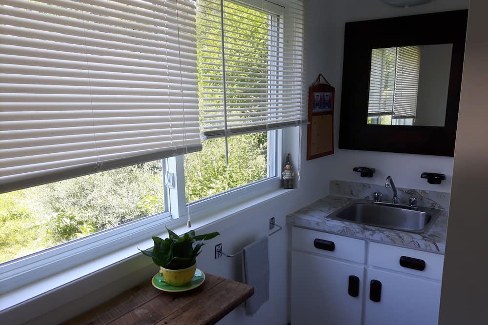 Photo of Kitchen in Saint-Elie-de-Caxton