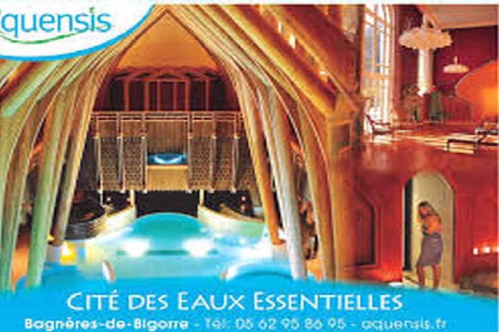 Photo of Outdoor in Soues