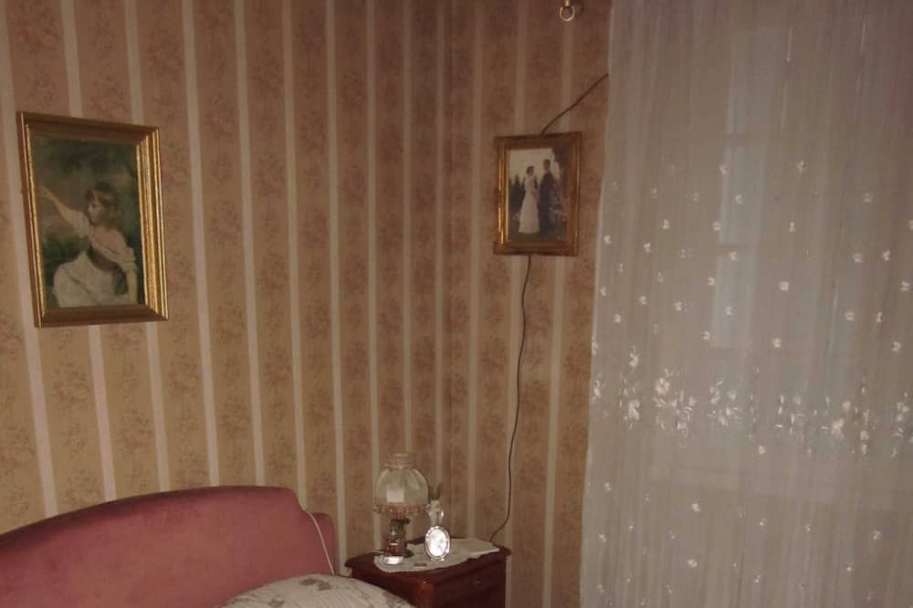 Photo of Bedroom in Soues