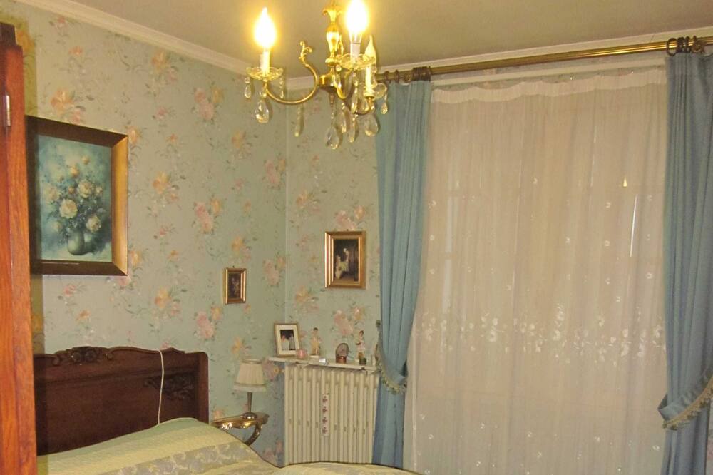 Photo of Bedroom in Soues