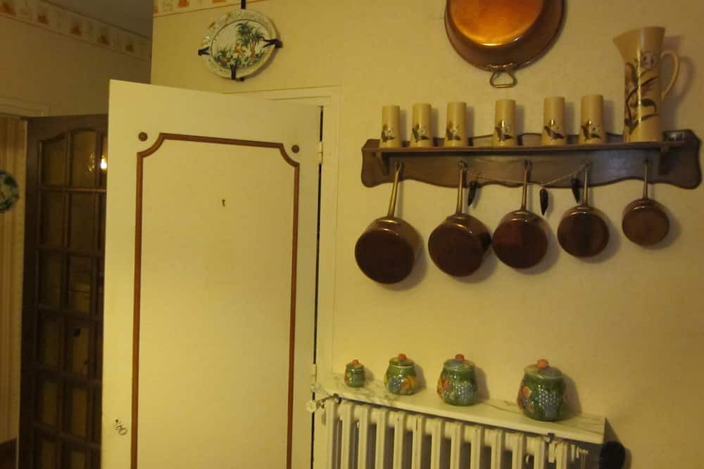 Photo of Others in Soues