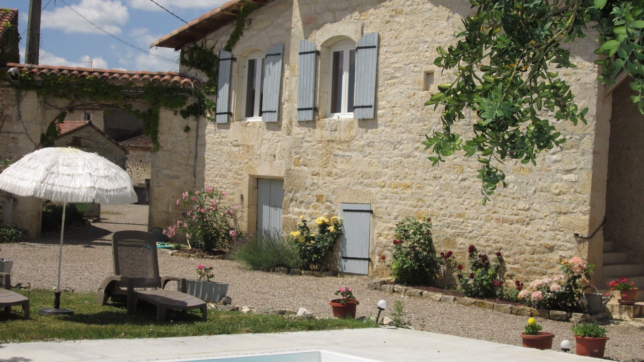 Photo of Outdoor in Villeneuve-sur-Vere