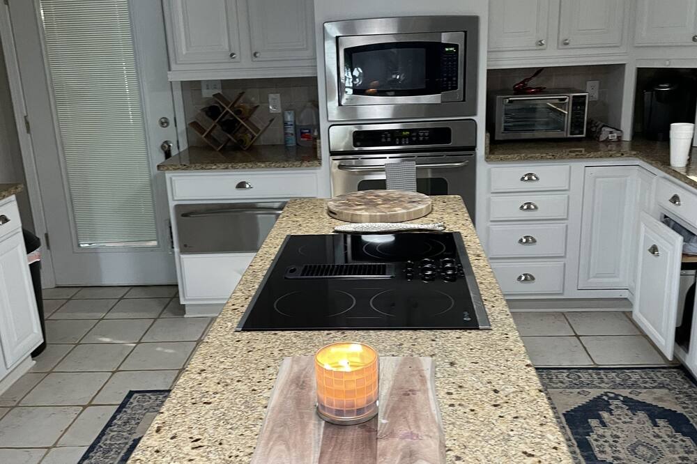 Photo of Kitchen in Talladega