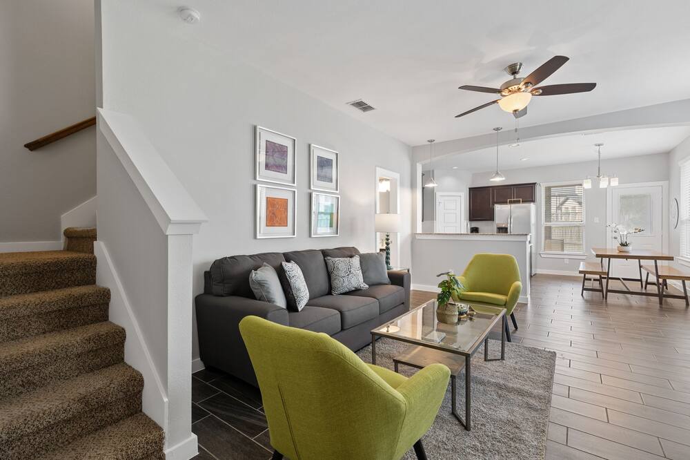 Photo of Livingroom in Midlothian
