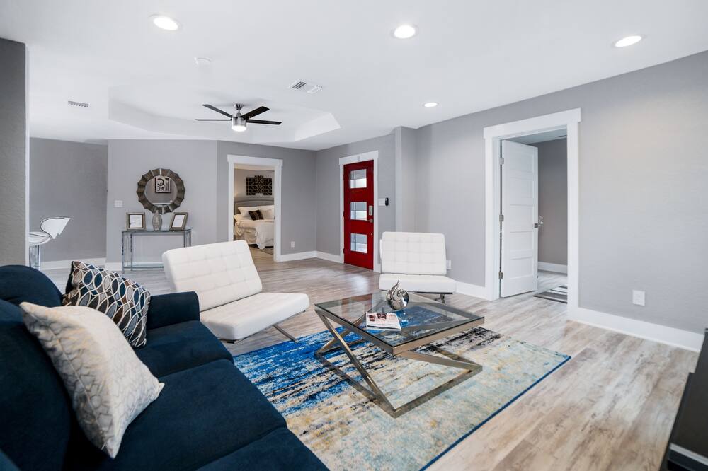 Photo of Livingroom in Highland Park