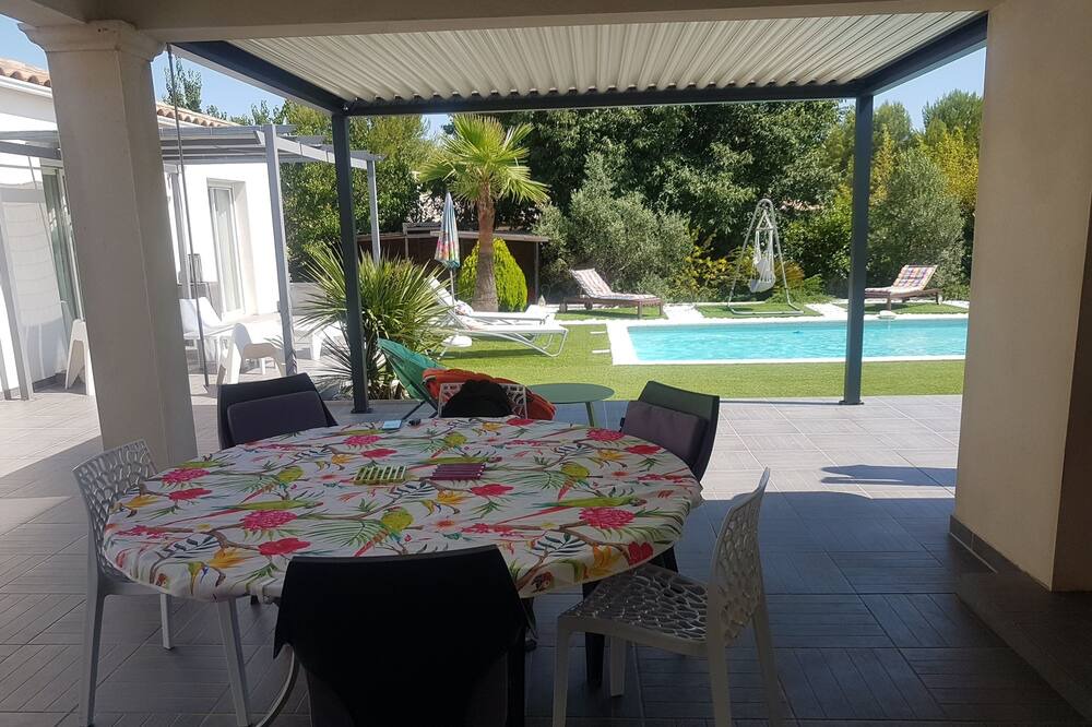 Photo of Patio Balcony in Saint-Jean-de-Cuculles