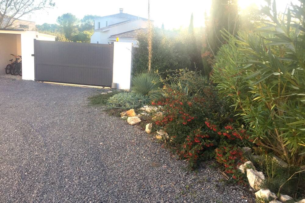 Photo of Outdoor in Saint-Jean-de-Cuculles