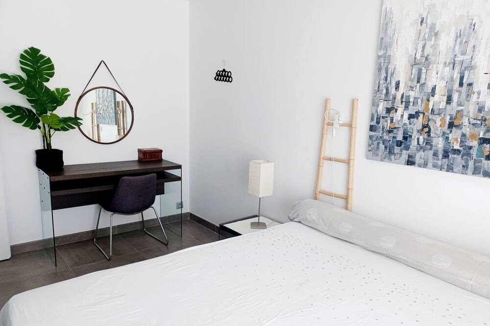 Photo of Bedroom in Saint-Jean-de-Cuculles
