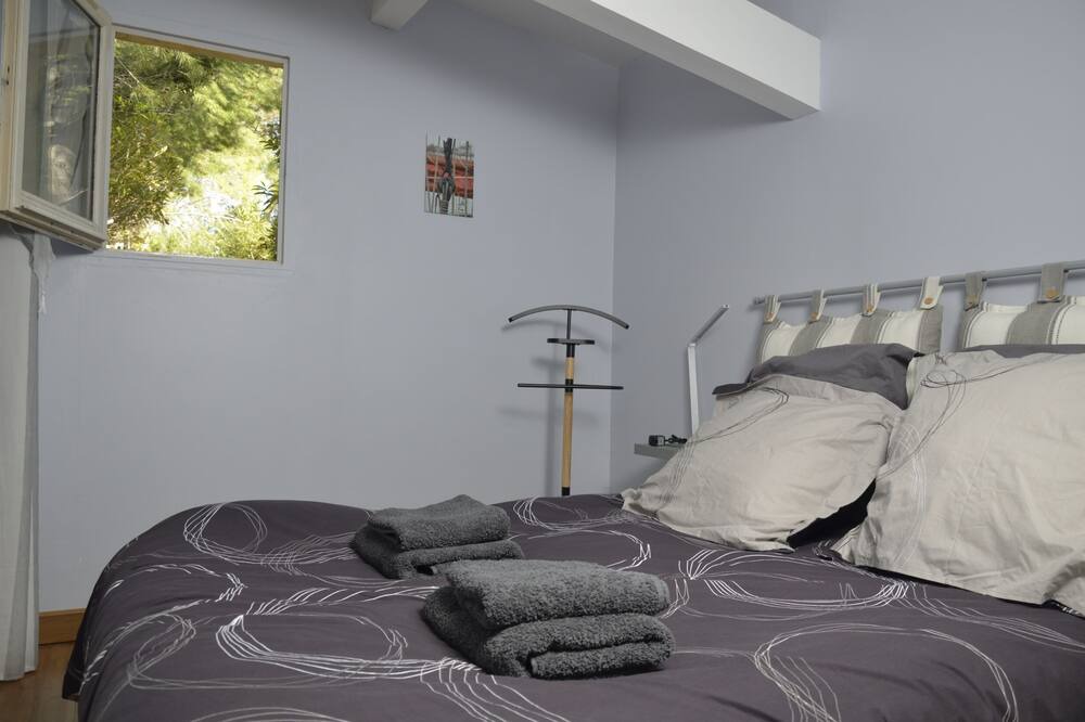 Photo of Bedroom in Assas