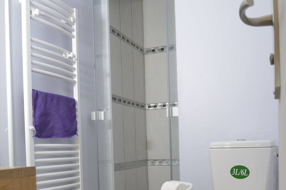 Photo of Bathroom in Assas