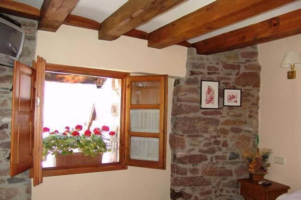 Photo of Bedroom in Gistain