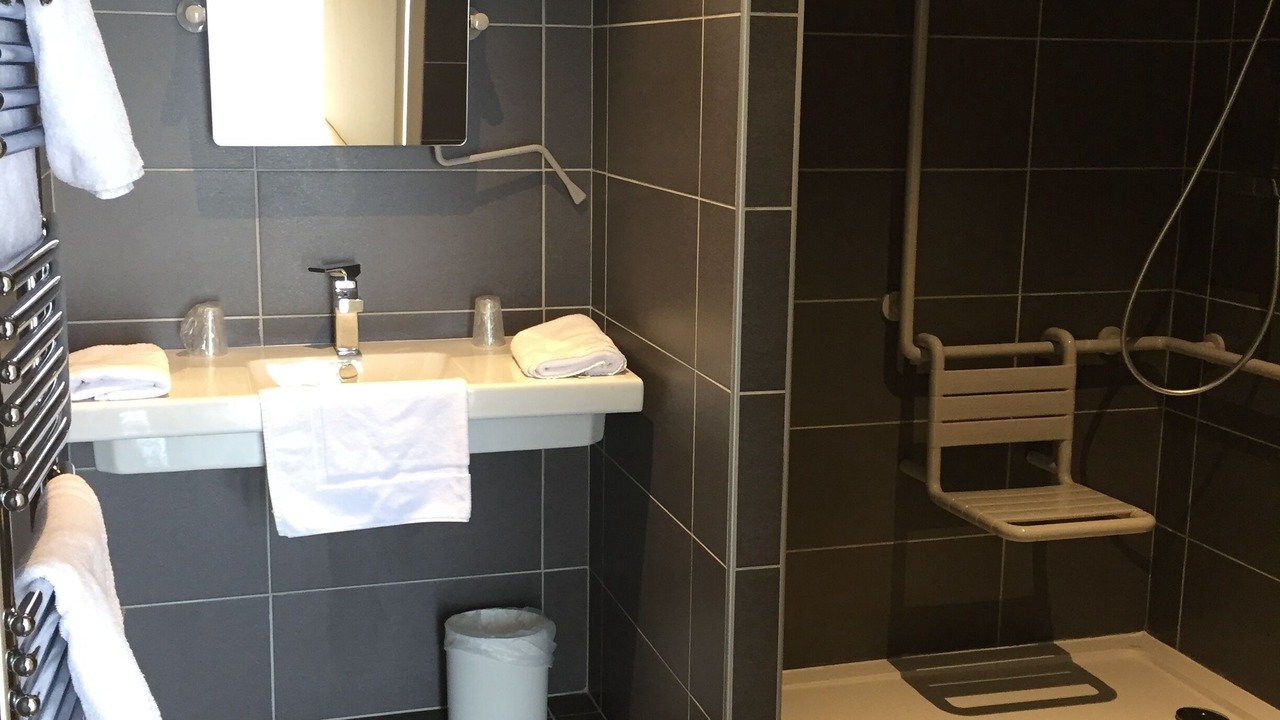 Photo of Bathroom in Saint-Maurice-dʼArdeche