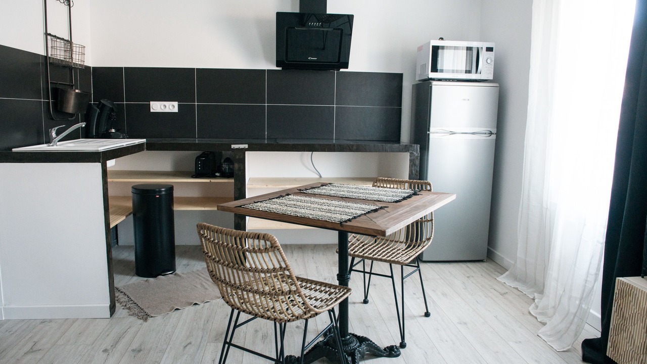 Photo of Kitchen in Aigues-Mortes Medieval City
