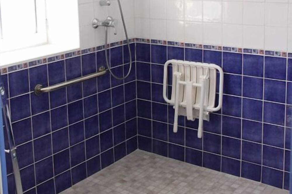 Photo of Bathroom in Beauchery-Saint-Martin