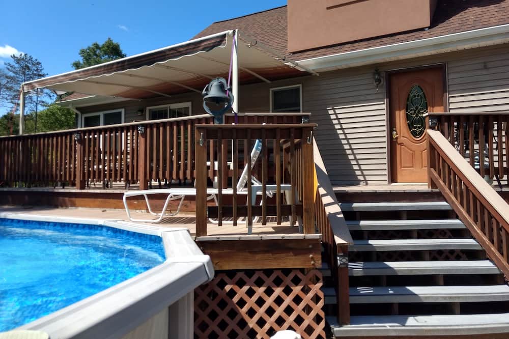 Photo of Outdoor in Jersey Mills