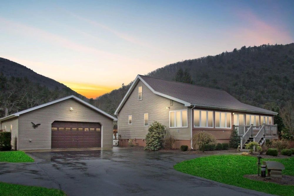 Photo of Others in Jersey Mills