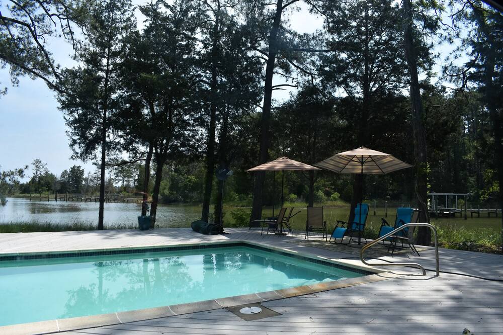 Photo of Outdoor in Ware