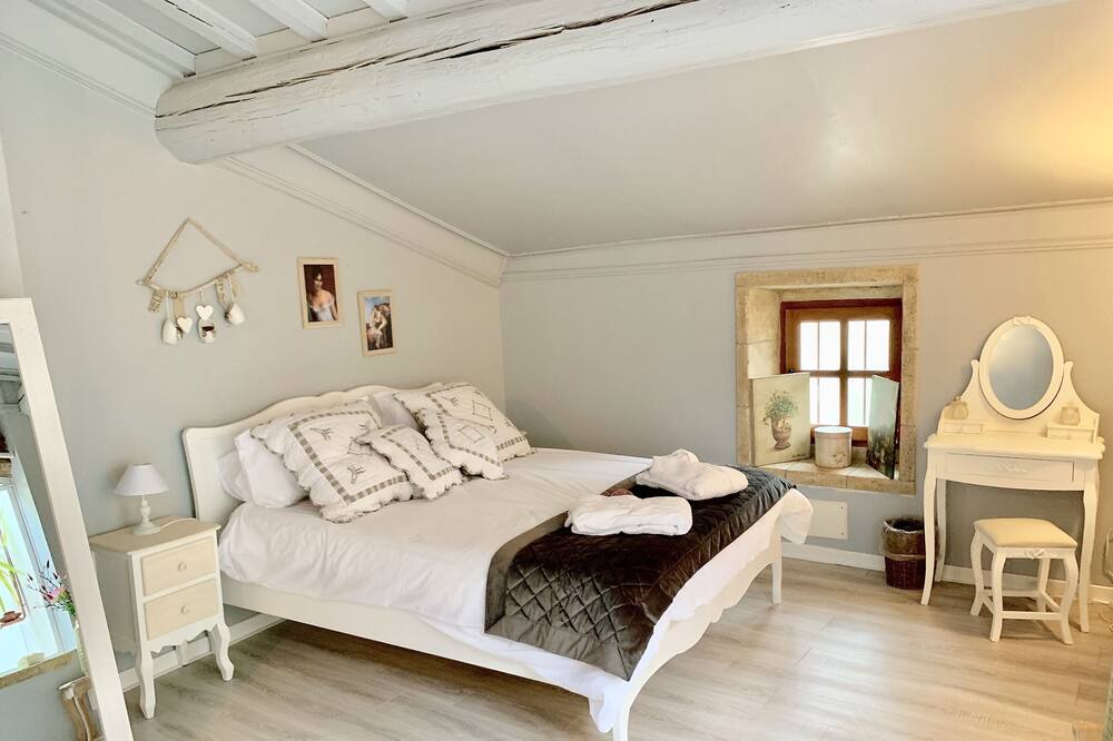 Photo of Bedroom in Pezenas