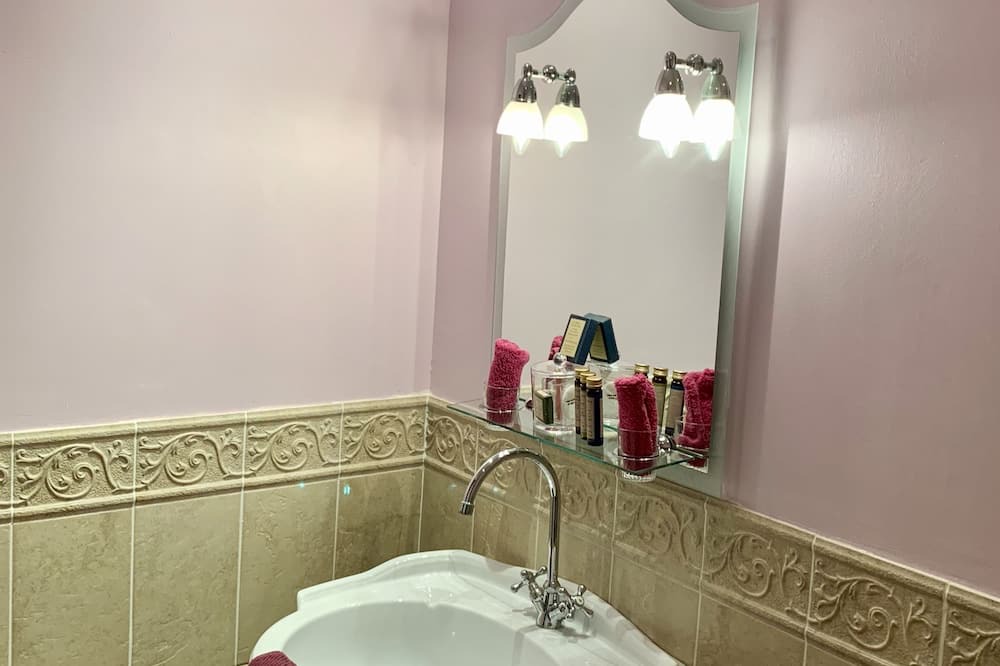 Photo of Bathroom in Pezenas