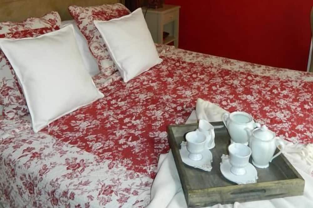 Photo of Bedroom in Pezenas