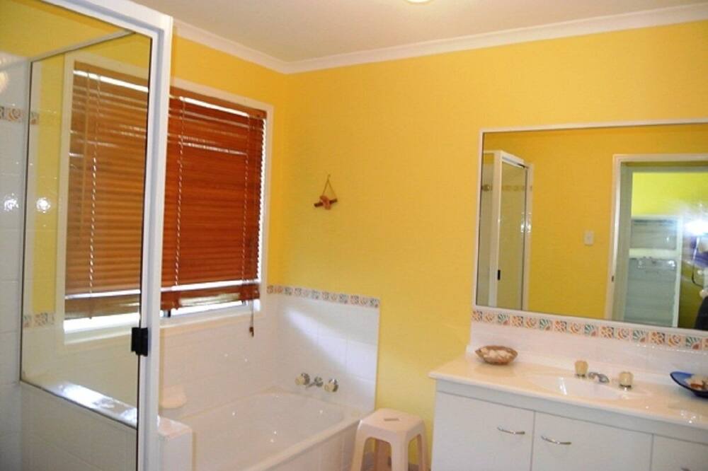 Photo of Others in Tin Can Bay